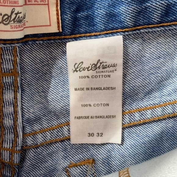 LEVI Strauss Cut off Denim Shorts 30 - Picture 9 of 13
